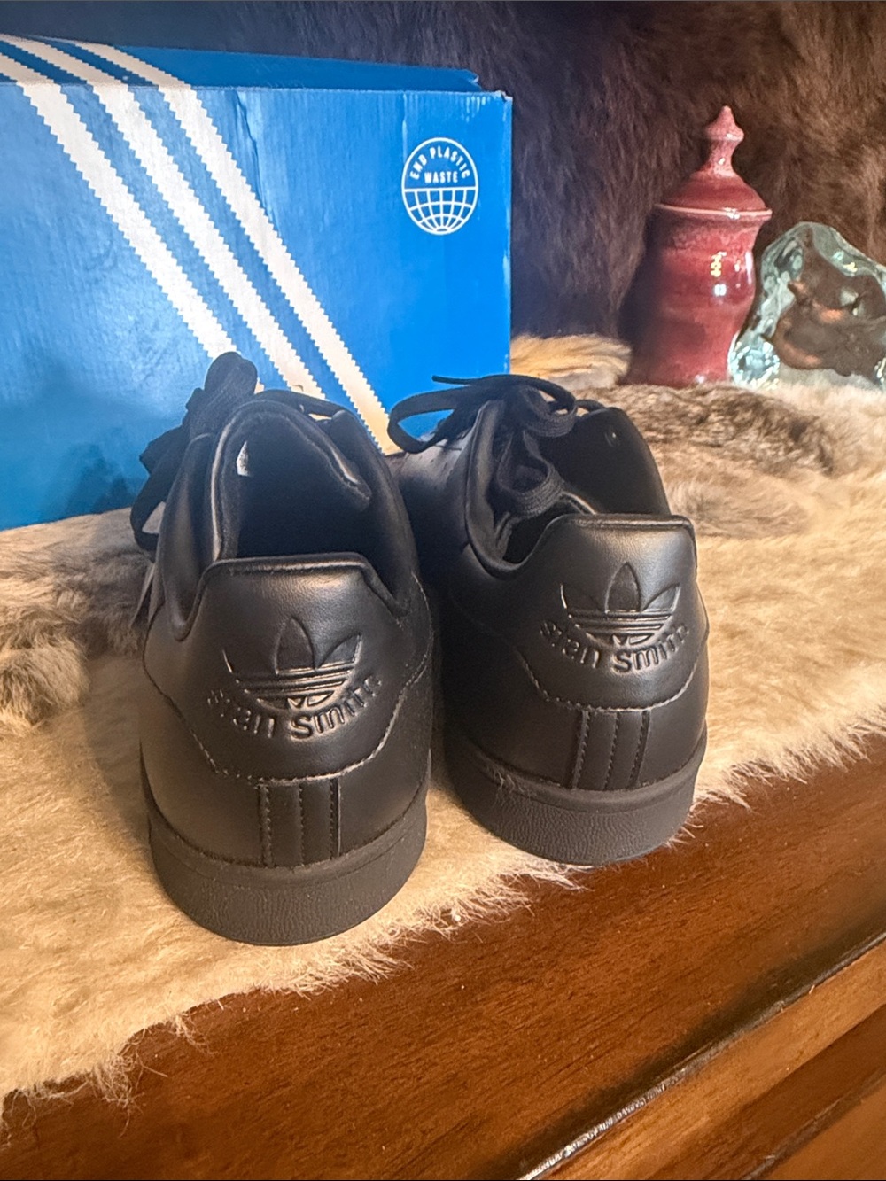 adidas Black Low-Top Leather Sneakers Stan smith 10 NEW (5000H) - Picture 4 of 6
